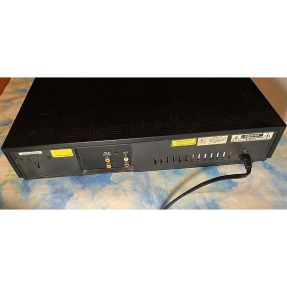 Magnavox CD Player Model CDB-490, Works Well - Tested - Picture 7 of 13